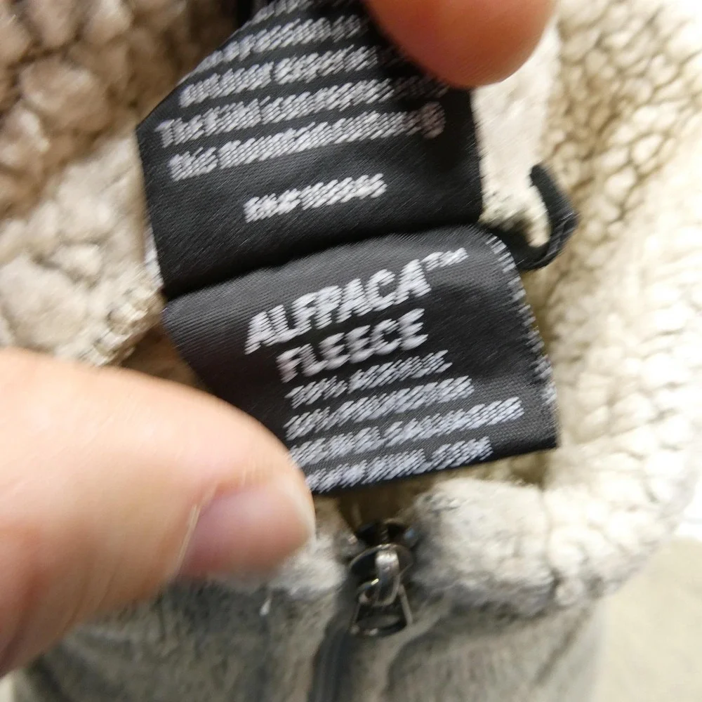 KÜHL brand style